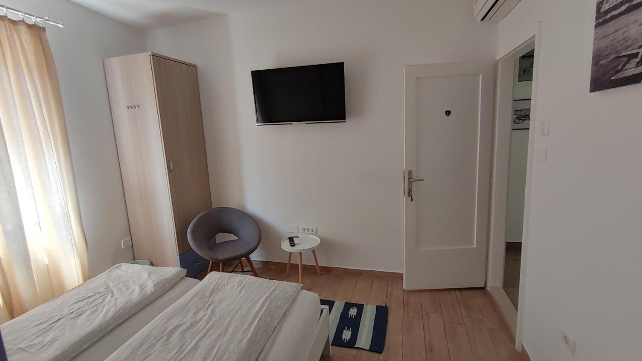 B&B Isola Izola Luaran gambar